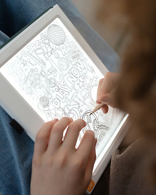 Kidywolf Pad Retroilluminato per Ricalco - Meli Melo - Creatività e Divertimento per Bambini - 10+ anni Disegnare e Colorare