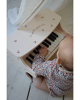 Konges Slojd Pianoforte Giocattolo - Cherry - 100% Fibra di Legno da Fonte Sostenibile Strumenti Musicali