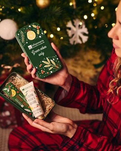 La Saponaria Cofanetto Bosco d'Inverno - Crema Mani Fitocheratina e Limone + Limetta Unghie Creme e Olii