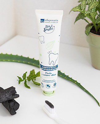 La Saponaria Dentifricio Sbiancante WonderWhite Menta e Carbone - 75 ml Dentifrici