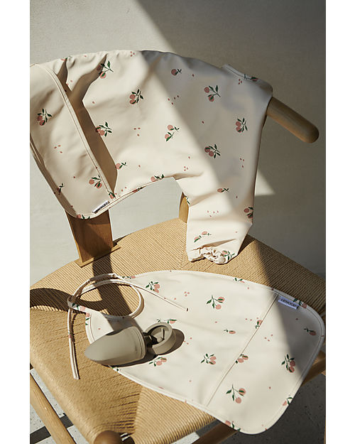Liewood Bavaglio Impermeabile con Maniche e Tasca Merle - Peach/Sea Shell Mix - 100% Materiale Riciclato! Bavagli con Maniche