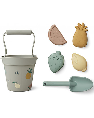 Liewood Set Spiaggia Dante - Frutta Blu Multi Mix - Secchiello+Paletta+Formine Giochi Da Spiaggia