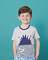 Lilly+Sid Maglia Maniche Corte Squalo Shy Shark - 100% cotone bio T-shirt