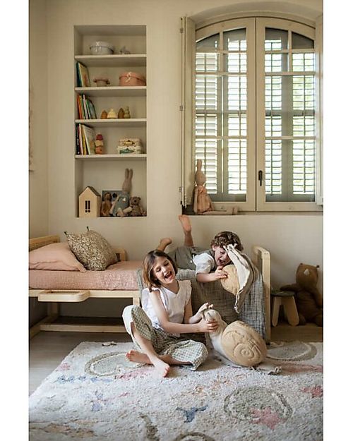 Lorena Canals Cuscino Lazy Snail - Fantasy Garden - Miele - Cotone GOTS - (22x40 cm) Pouf