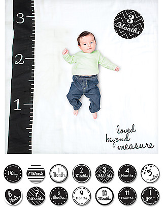 Lulujo Baby Kit Primo Anno Loved Beyond Measure - Copertina Swaddle in Mussola di Cotone + 14 Cards - Per i bebé più social! Copertine Swaddles