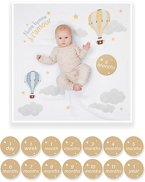 Lulujo Baby Kit Primo Anno Notre Hymne a l'Amour - Copertina Swaddle in Mussola di Cotone + 14 Cards - Per I Bebè più Social Swaddle di Mussola