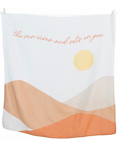 Lulujo Baby Kit Primo Anno Sun Rises - Copertina Swaddle in Mussola di Cotone + 14 Cards - Per I Bebè più Social Swaddle di Mussola