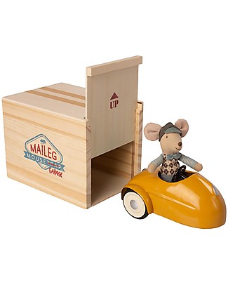Maileg Topino con Macchina Vintage Gialla e Garage - 10 cm Macchine e Trenini in Legno