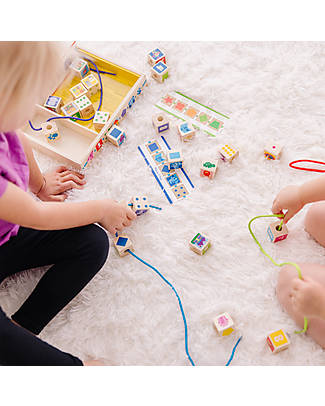 Melissa & Doug Blue's Clues and You! 25 Perline e 4 Cordini - Materiali certificati FSC Giochi da Tavolo