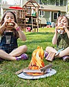 Melissa & Doug Set Gioco in Lingua Inglese - Falò e Marshmallow con Guida Attività - Esploriamo Giochi da Esterno_