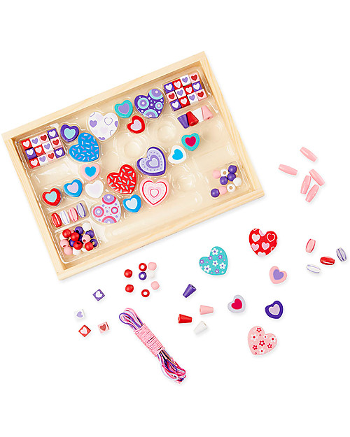 Melissa & Doug Set in Legno per Creare Braccialetti - Cuori - 120 perline e 5 nastrini Kit Fai Da Te