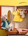 Moulin Roty Valigia Armadio di Nini - Un Magico Guardaroba per Piccole Avventure Pupazzi