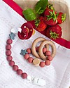 Nibbling Reggiciuccio Universale Morbido - Pluto Melograno - 100% Silicone Alimentare e Chiusura a Scomparsa! Catenelle Portaciuccio