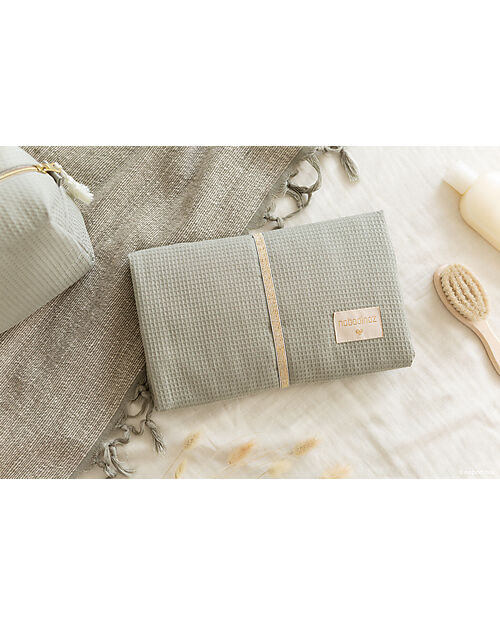 Nobodinoz Fasciatoio Waterproof Mozart - Laurel Green - 68x50 cm - Cotone Bio Fasciatoi da Viaggio