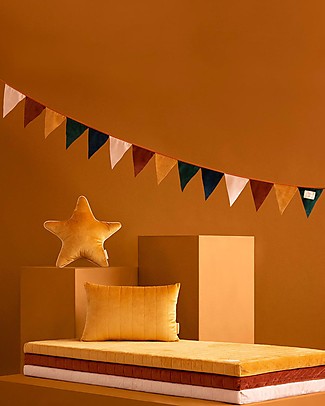 Nobodinoz Festone Bandierine Savanna, Tramonto - 210 cm - Velluto Ecologico Decorazioni