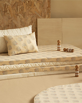 Nobodinoz Materasso e Tappeto Gioco Saint Barth - Blu Gatsby / Crema - 120x60x4 cm - Cotone bio Materassi