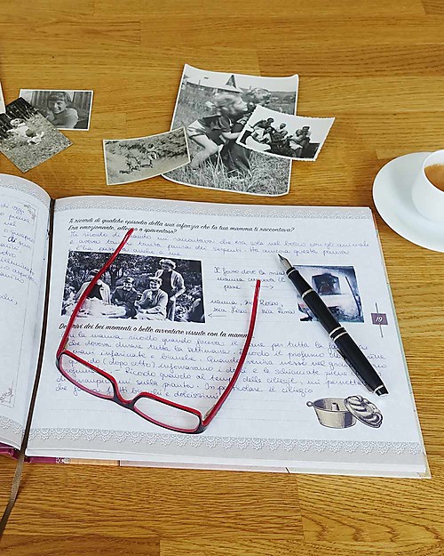 Nonna Nonno NONNA: Il regalo più bello per la nonna! "Nonna Parlami di Te" Un libro che la vostra nonna si divertirà a completare e che diventerà un tesoro per tutta la famiglia Libri