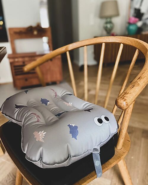 Noui Noui Cuscino Gonfiabile Antiscivolo Alzasedia - Dino - Grigio - 51 x 36 cm
 Seggiolini da Viaggio