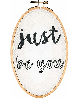 Numero 74 Kit Ricamo con Telaio ad Anello Ovale Just Be You - 21x13 cm Kit Fai Da Te