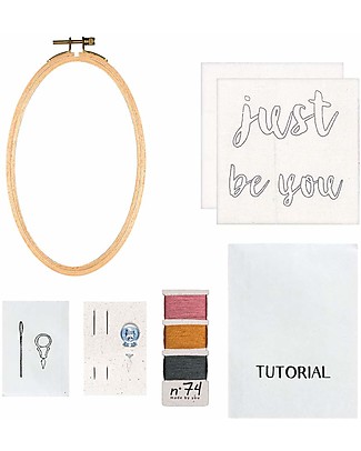 Numero 74 Kit Ricamo con Telaio ad Anello Ovale Just Be You - 21x13 cm Kit Fai Da Te