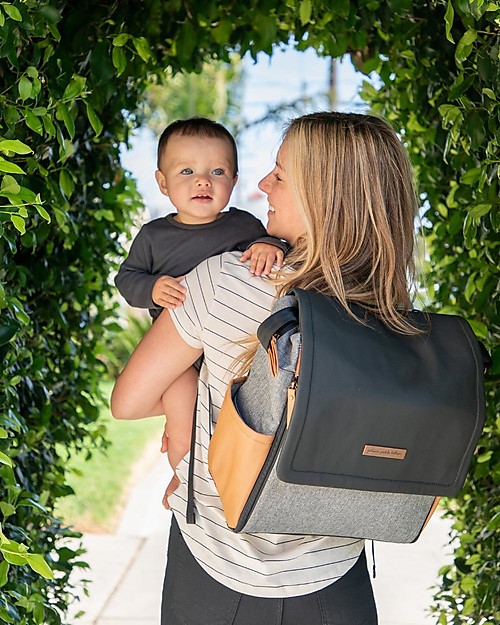 Petunia Pickle Bottom Zaino Boxy - Camello e Grigio Grafite - Ampio con Dettagli Intelligenti e Fasciatoio Integrato Zaini Fasciatoio