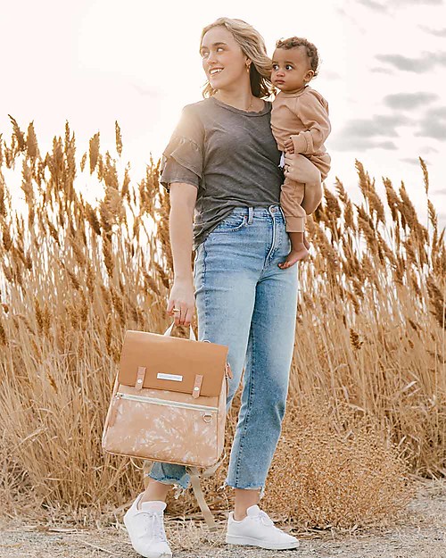 Petunia Pickle Bottom Zaino Meta - Sabbia - Soluzione Ultraleggera Funzionale ed Elegante per Te e il tuo Bambino! Zaini Fasciatoio