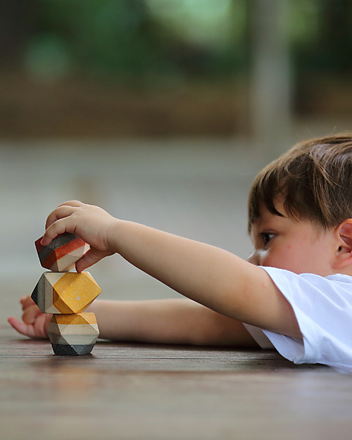PlanToys Gioco di Equilibrio in Legno Rocce Colorate Incastri in Legno