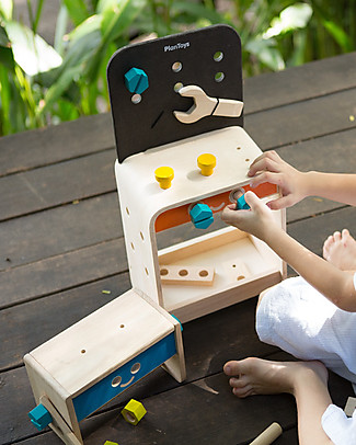 PlanToys Gioco in Legno Banco degli Attrezzi Portatile - Con ben 22 accessori! Attrezzi in Legno