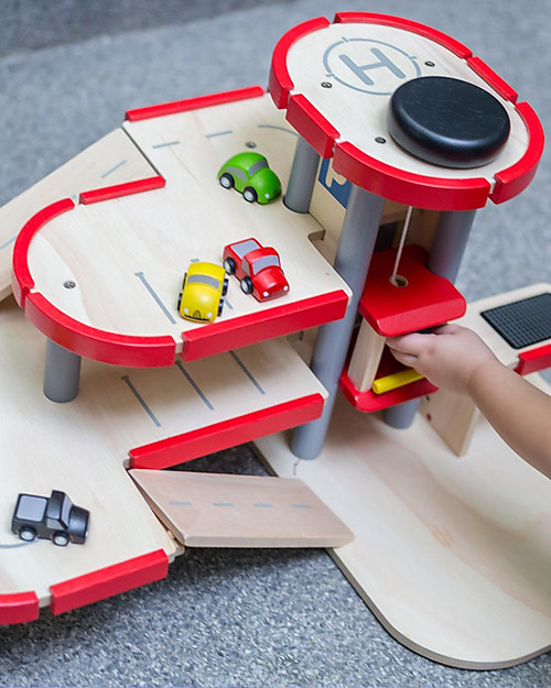 PlanToys Gioco in Legno Garage - Diverte e sviluppa la fantasia Macchine e Trenini  in Legno
