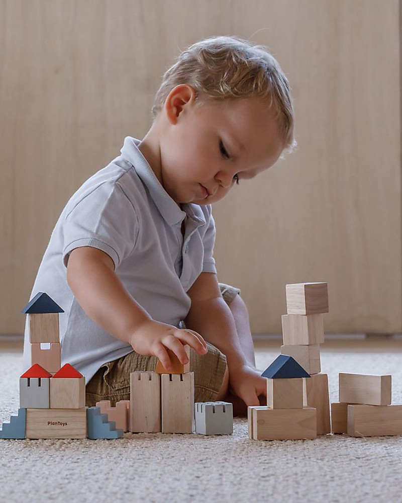 PlanToys Set Mattoncini in Legno - 30 Pezzi - Stimola la Creatività bambino