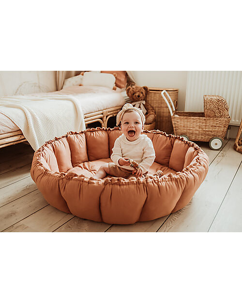 Play&Go Sacco Portagiochi Bloom - Tappeto Gioco Imbottito e Baby Nest 2 in 1 in 100% Cotone Bio - Tawny Brown Tappeti Porta Gioco