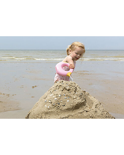 Quut Cana Giocattolo e Annaffiatoio 500 ml - Banana Pink - Divertente e Sicuro per tutta la Famiglia! Giochi da Spiaggia