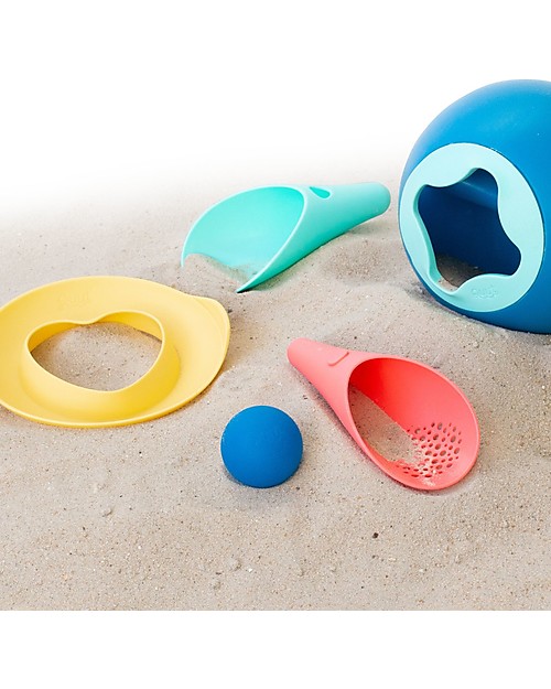 Quut Kit da Spiaggia: Secchiello Mini Ballo, Gioco Cuppi e Formina Cuore Giochi da Spiaggia