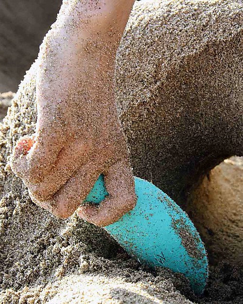 Quut Kit da Spiaggia: Secchiello Mini Ballo, Gioco Cuppi e Formina Cuore Giochi da Spiaggia