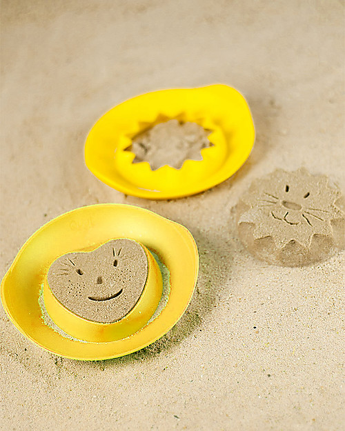 Quut Kit da Spiaggia: Secchiello Mini Ballo, Gioco Cuppi e Formina Cuore Giochi da Spiaggia