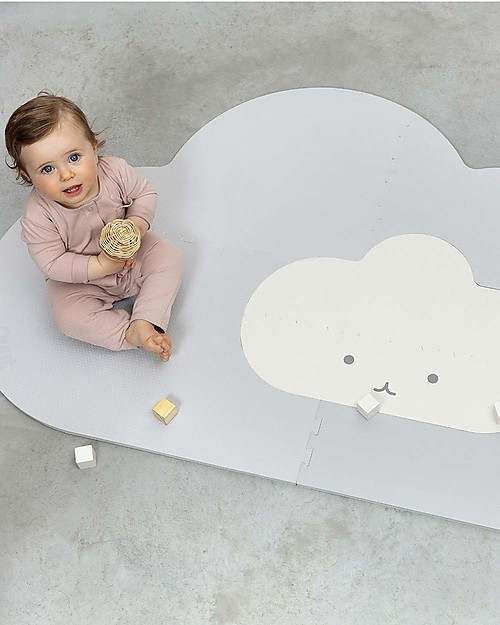 Quut Tappetino - Testa tra le nuvole (S) - Grigio Perla Tappeti Gioco