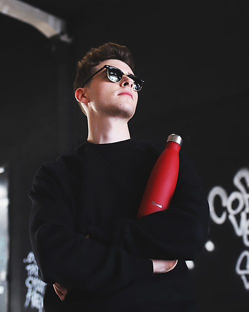 Qwetch Borraccia Termica in Acciaio Inox - Color Granito Rosso - 500 ml Borracce Termiche