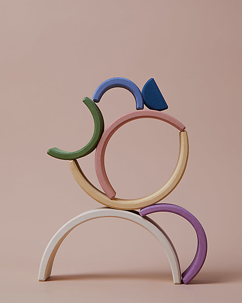 Raduga Grez Arco Impilabile in Legno - Bianco Fuori Colorato Dentro - Gioco Educativo Fatto a Mano per Stimolare il tuo Bambino Giochi Montessoriani
