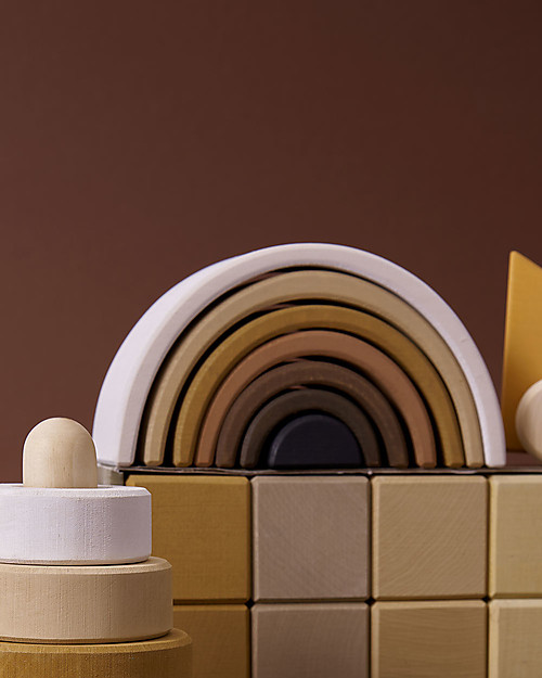 Raduga Grez Arco Impilabile in Legno - Skin Tones dal Bianco al Nero - Gioco Educativo Fatto a Mano per Stimolare il tuo Bambino Giochi Montessoriani