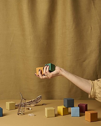 Raduga Grez Set 20 Cubi da Costruzione in Legno - Earth Colors - Gioco Educativo Fatto a Mano Costruzioni in Legno