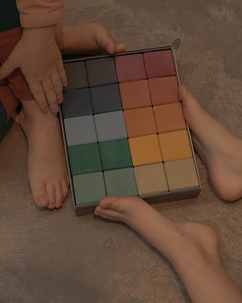 Raduga Grez Set 20 Cubi da Costruzione in Legno - Earth Colors - Gioco Educativo Fatto a Mano Costruzioni in Legno