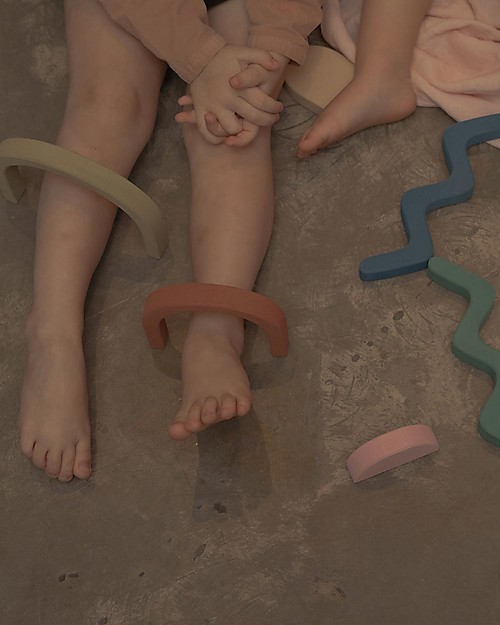 Raduga Grez Set in Legno da Costruzione - Forme - Gioco Educativo Fatto a Mano per Stimolare il tuo Bambino Costruzioni in Legno