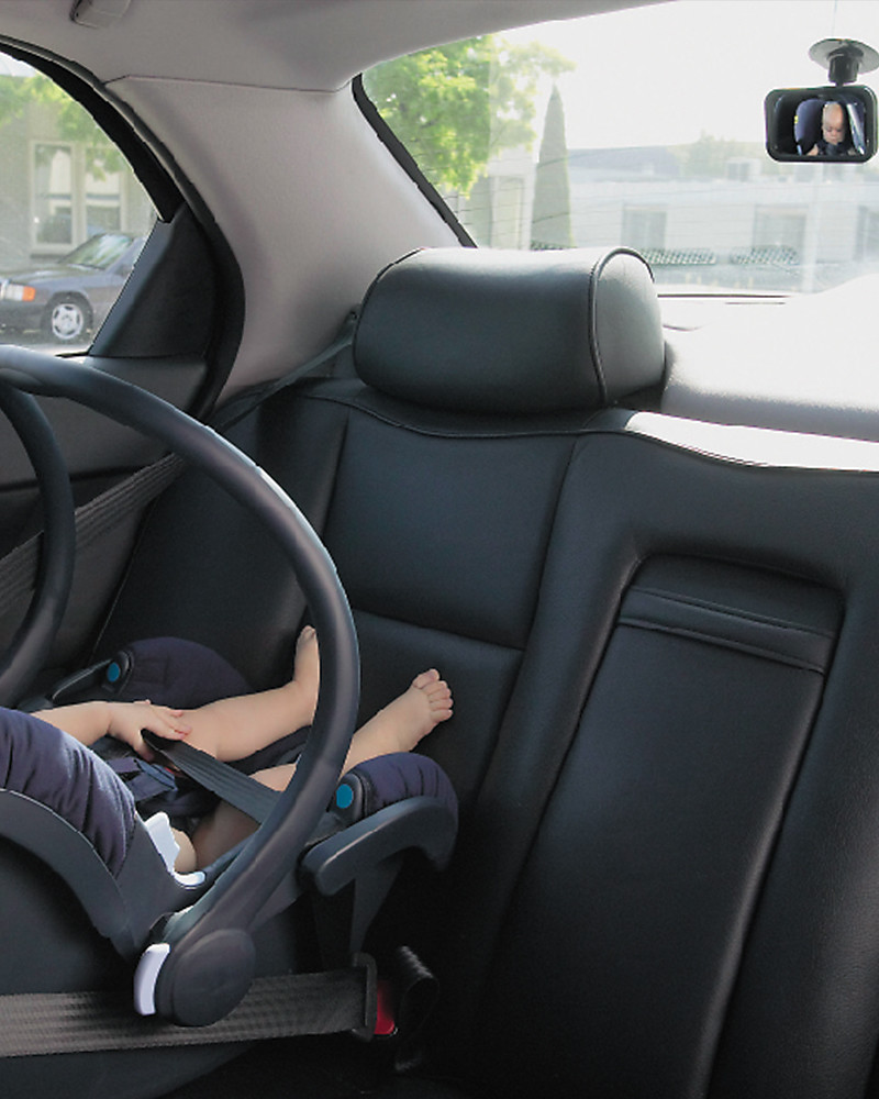 Specchietto per bambini in auto: come sceglierlo