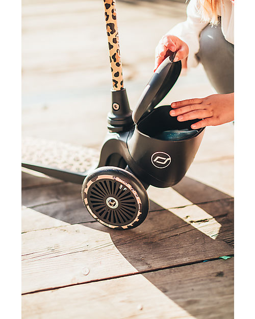 Scoot and Ride Monopattino HWK2 Lifestyle - Leopardo - 2 ai 5 anni - Fino a 50kg! Monopattini