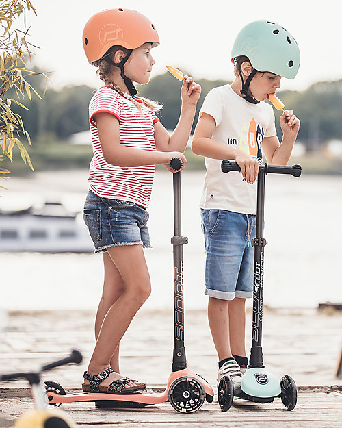 Scoot and Ride Monopattino Richiudibile Highwaykick 3 LED - Pesca -  Da 3 a 6 anni Monopattini
