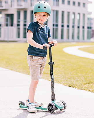 Scoot and Ride Monopattino Richiudibile Highwaykick 3 LED - Verde Foresta - Da 3 a 6 anni Monopattini
