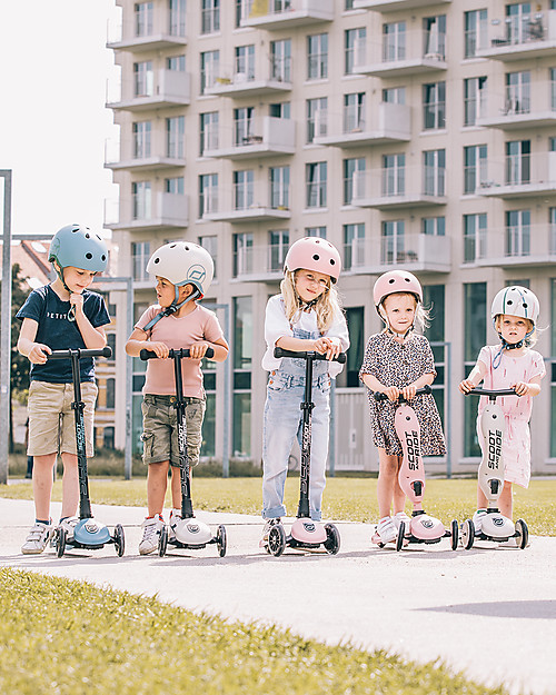 Scoot and Ride Monopattino Richiudibile Highwaykick 3 LED - Verde Foresta -  Da 3 a 6 anni Monopattini