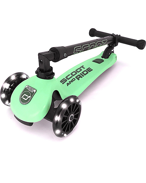 Scoot and Ride Monopattino Richiudibile Highwaykick 3 LED - Verde Kiwi -  Da 3 a 6 anni Monopattini