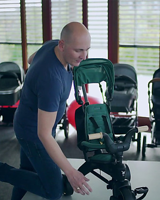 Simple Parenting Doona Liki Trike S5 Triciclo, Verde Racing - Manubrio in Legno, da 1 a 3 Anni! Biciclette Senza Pedali