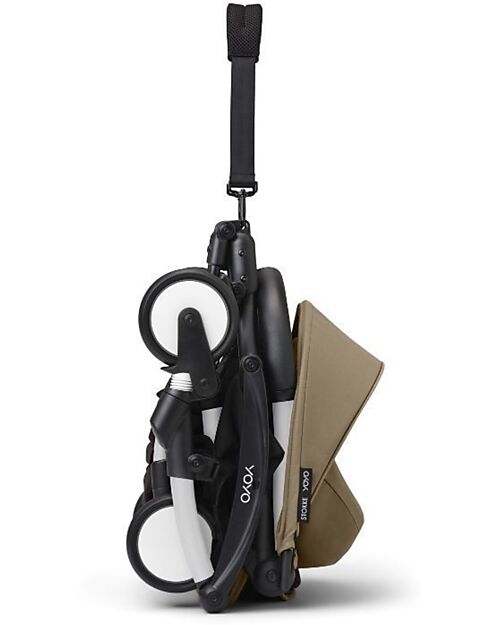 Stokke  Passeggino Duo YOYO3 - Telaio Bianco + Rivestimento Toffee 6+ kit per neonati 0+ Passeggini Leggeri